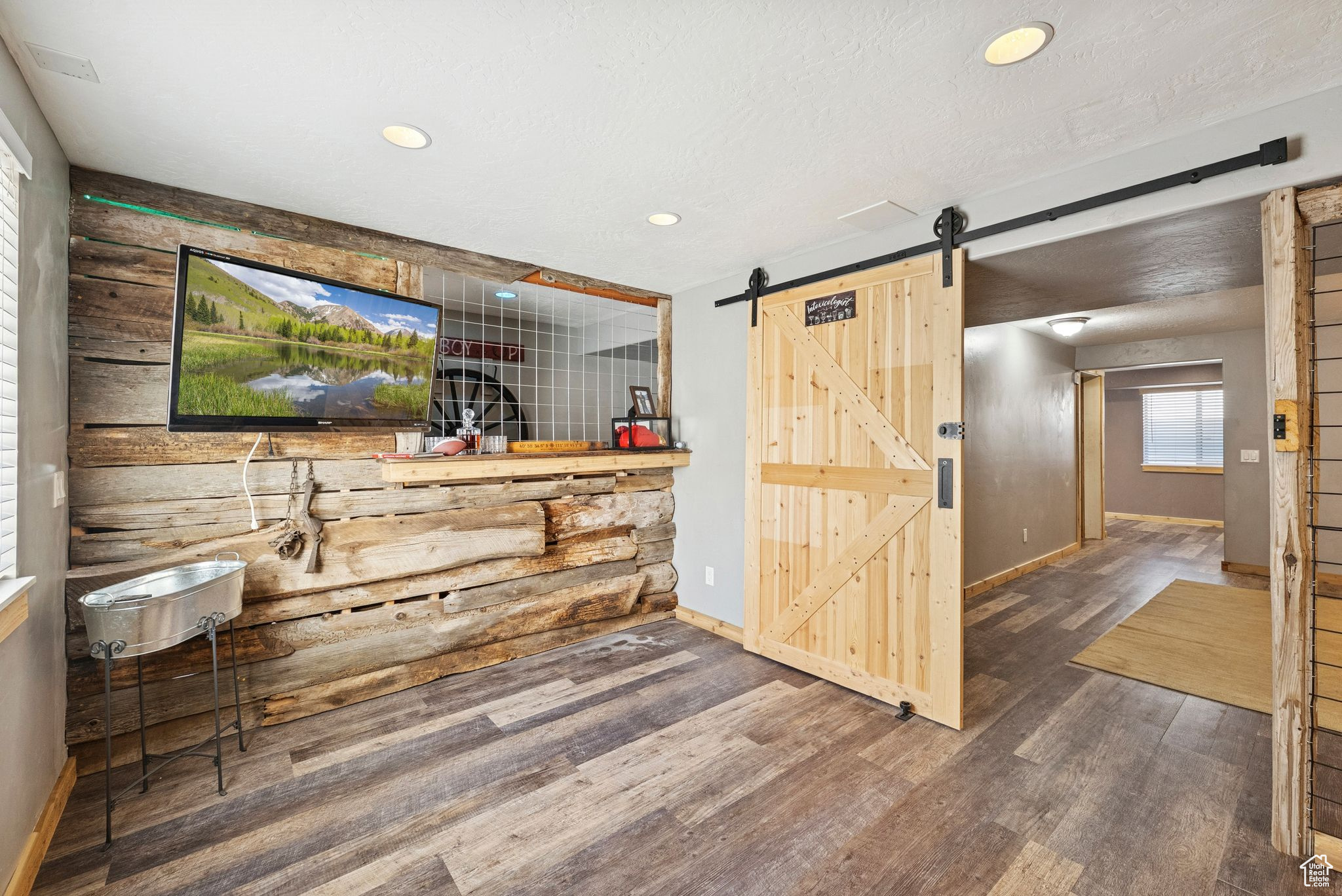 GRASSY CREEK - Residential