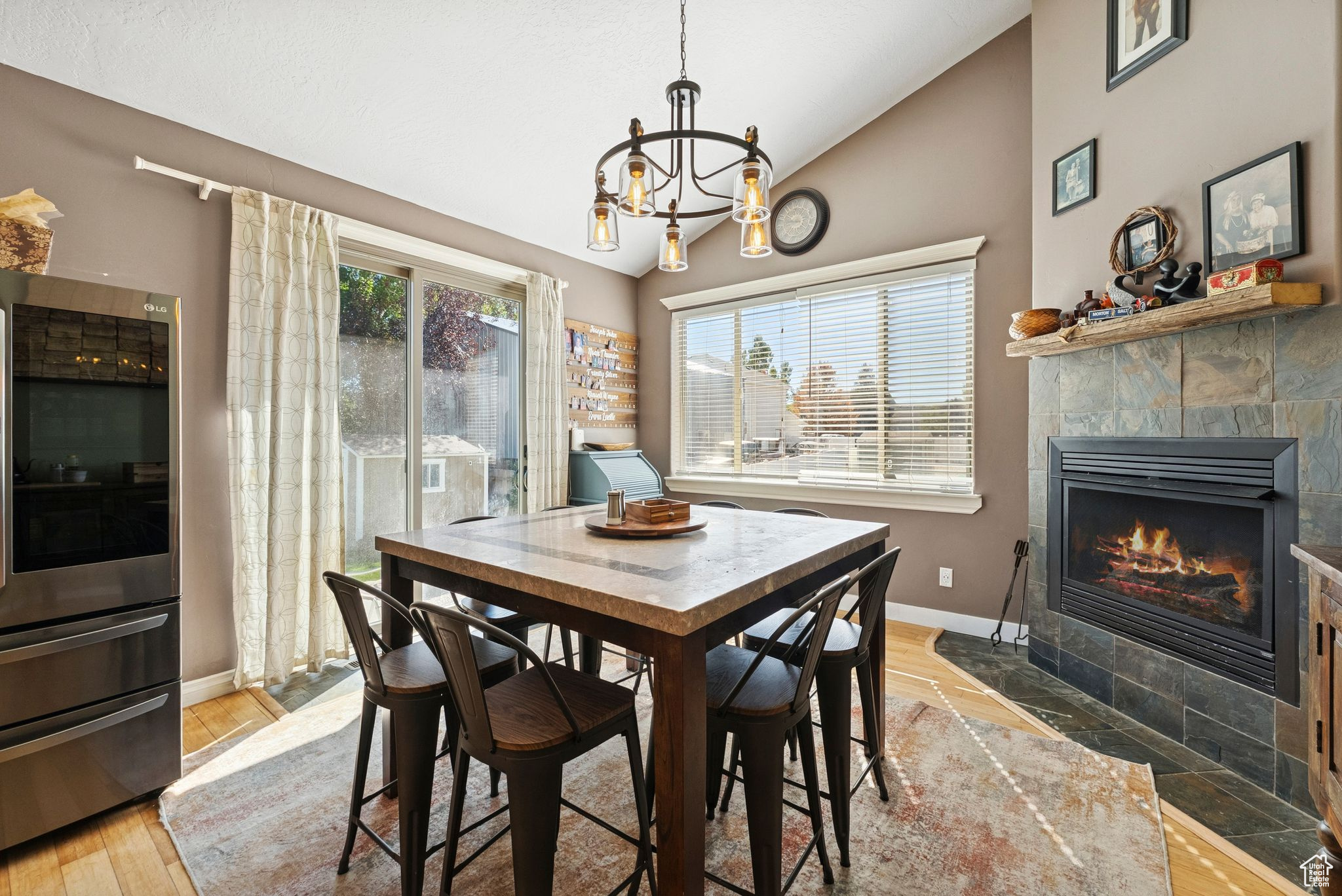 GRASSY CREEK - Residential