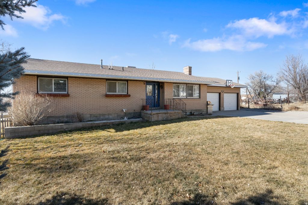 Photo of 166 S OLD COUNTY RD, Stockton, UT 84071 (MLS # 2135790)