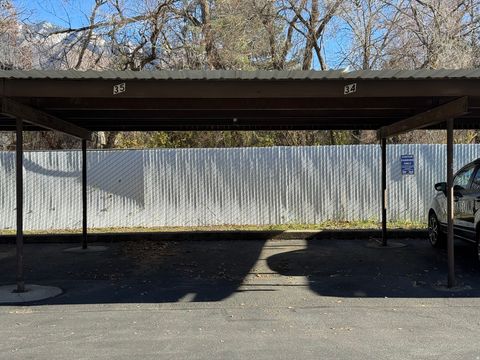 Tiny photo for 6048 S 2075 E, Holladay, UT 84121 (MLS # 2126783)