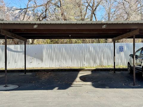 Tiny photo for 6048 S 2075 E, Holladay, UT 84121 (MLS # 2126783)