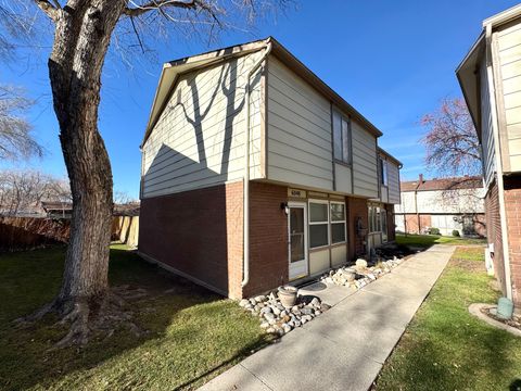 Tiny photo for 6048 S 2075 E, Holladay, UT 84121 (MLS # 2126783)