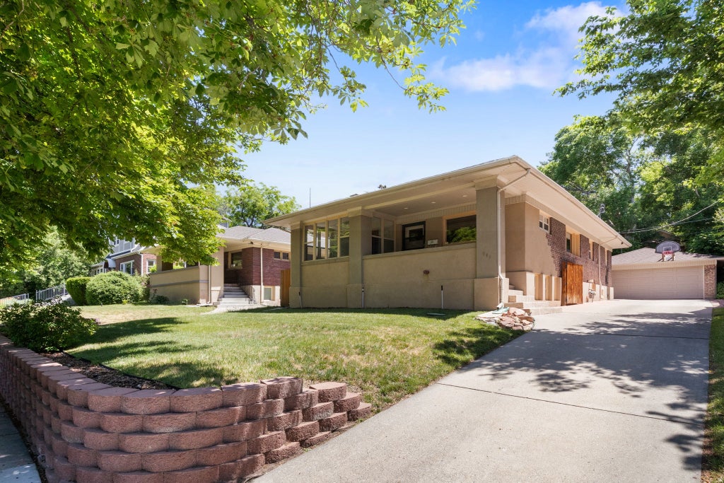 Photo of 941 S 1100 E, Salt Lake City, UT 84105 (MLS # 2163282)