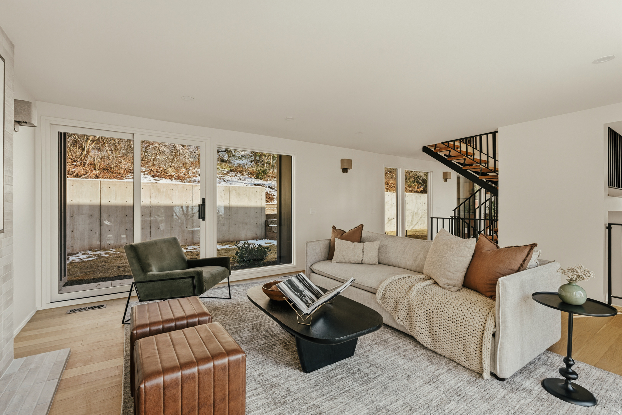 EASTWOOD HILLS - Residential