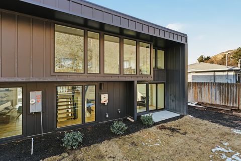 Tiny photo for 3459 S CRESTWOOD DR E, Salt Lake City, UT 84109 (MLS # 2140649)