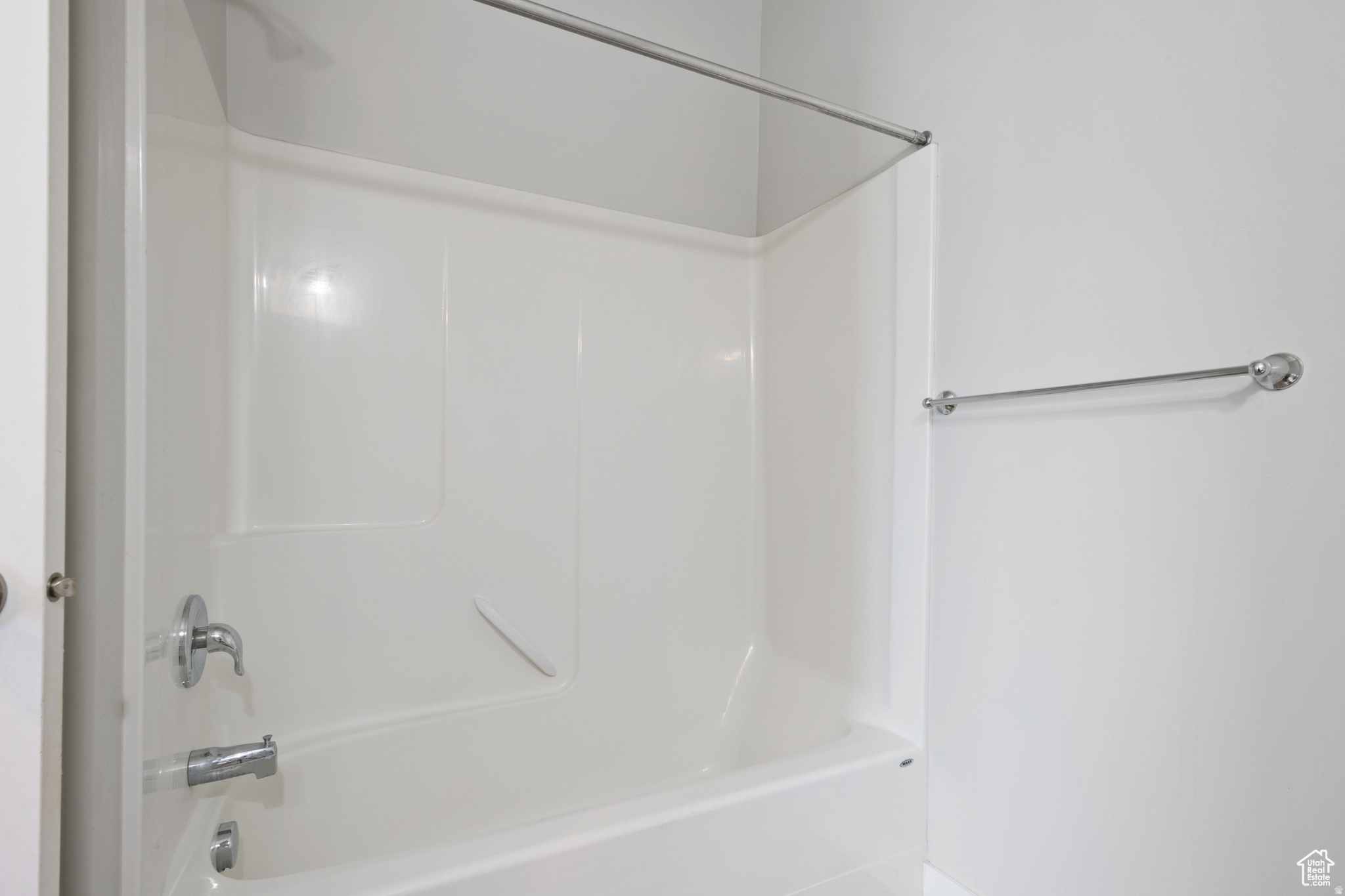 PRESERVE WATERS EDGE - Residential