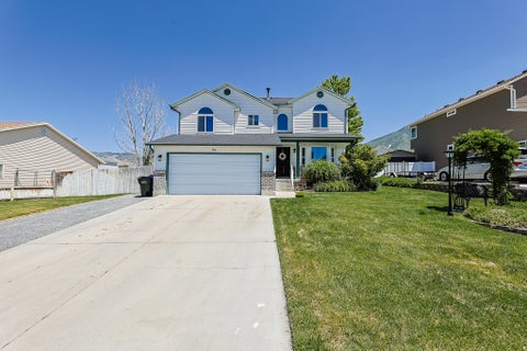 Photo of 894 N 1380 E, Tooele, UT 84074 (MLS # 2163515)