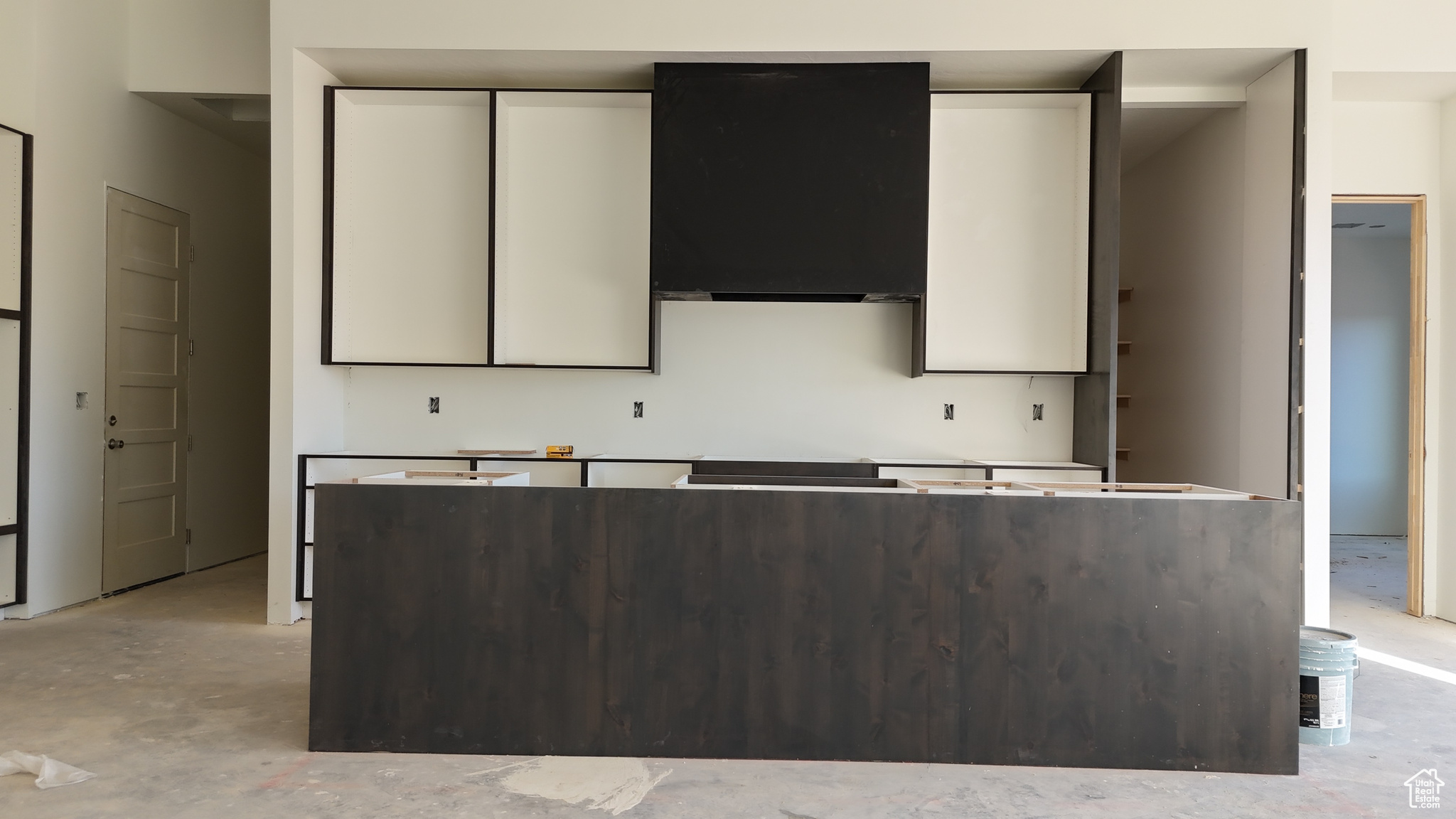 FALCON RIDGE - Residential