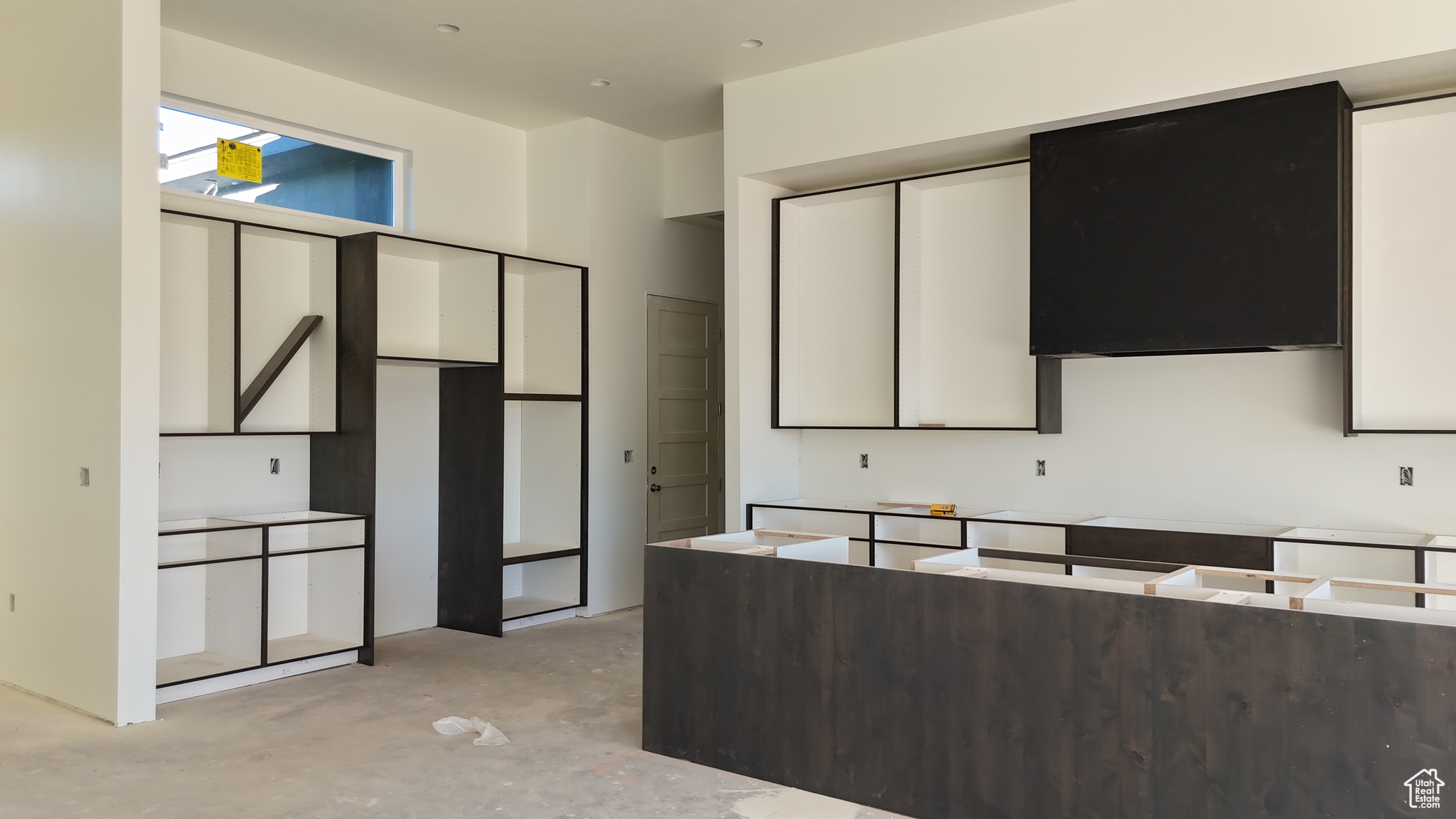 FALCON RIDGE - Residential