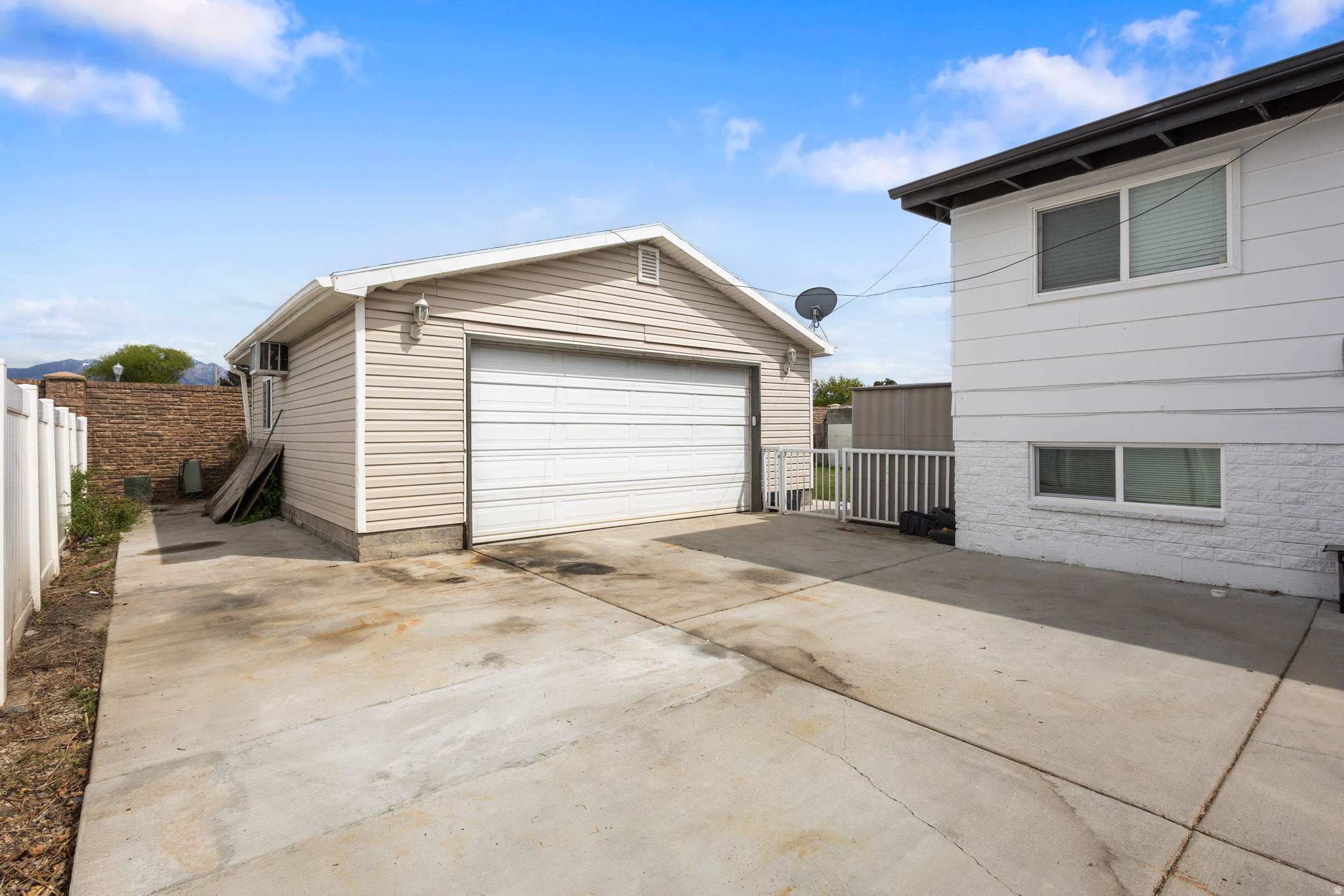 BEST  VIEW - Residential