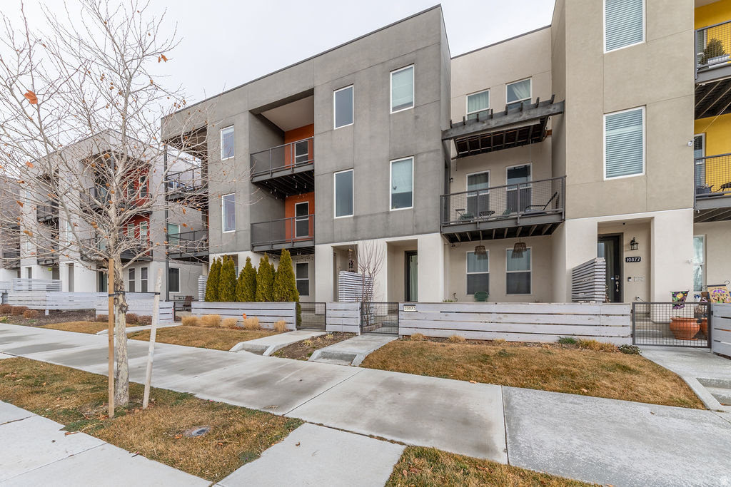 DAYBREAK VILLAGE 5 - Residential