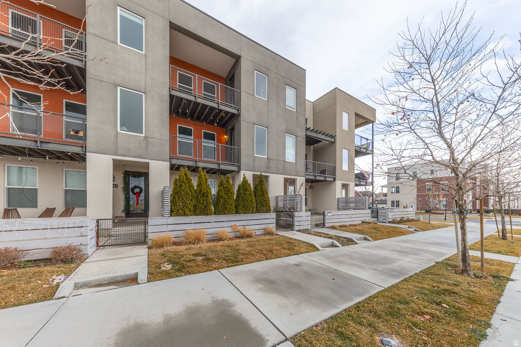 DAYBREAK VILLAGE 5 - Residential