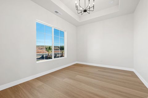 Tiny photo for 2022 S BLOSSOM WAY, Hurricane, UT 84737 (MLS # 2127585)