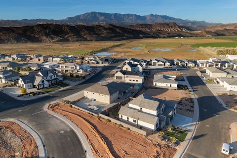 Tiny photo for 2022 S BLOSSOM WAY, Hurricane, UT 84737 (MLS # 2127585)