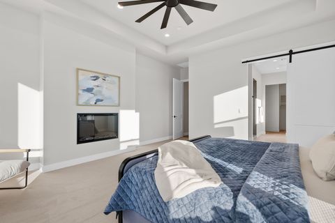 Tiny photo for 2022 S BLOSSOM WAY, Hurricane, UT 84737 (MLS # 2127585)