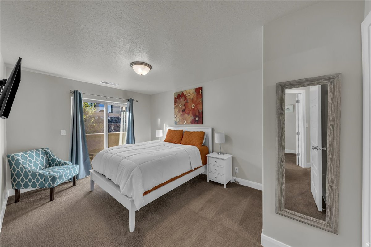 ESCAPES AT THE LEDGES PH 5 - Residential