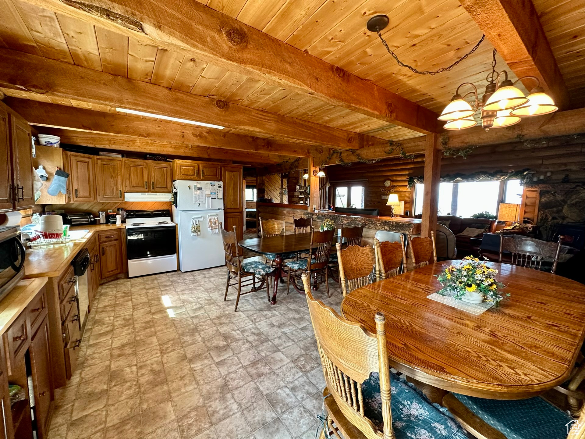 2947 S Chukar Dr, Garden City, Utah image 23