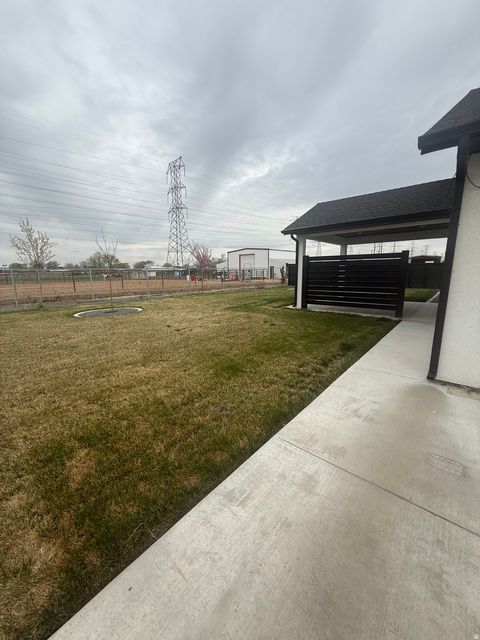 Tiny photo for 2217 S 3150 W, West Haven, UT 84401 (MLS # 2147078)