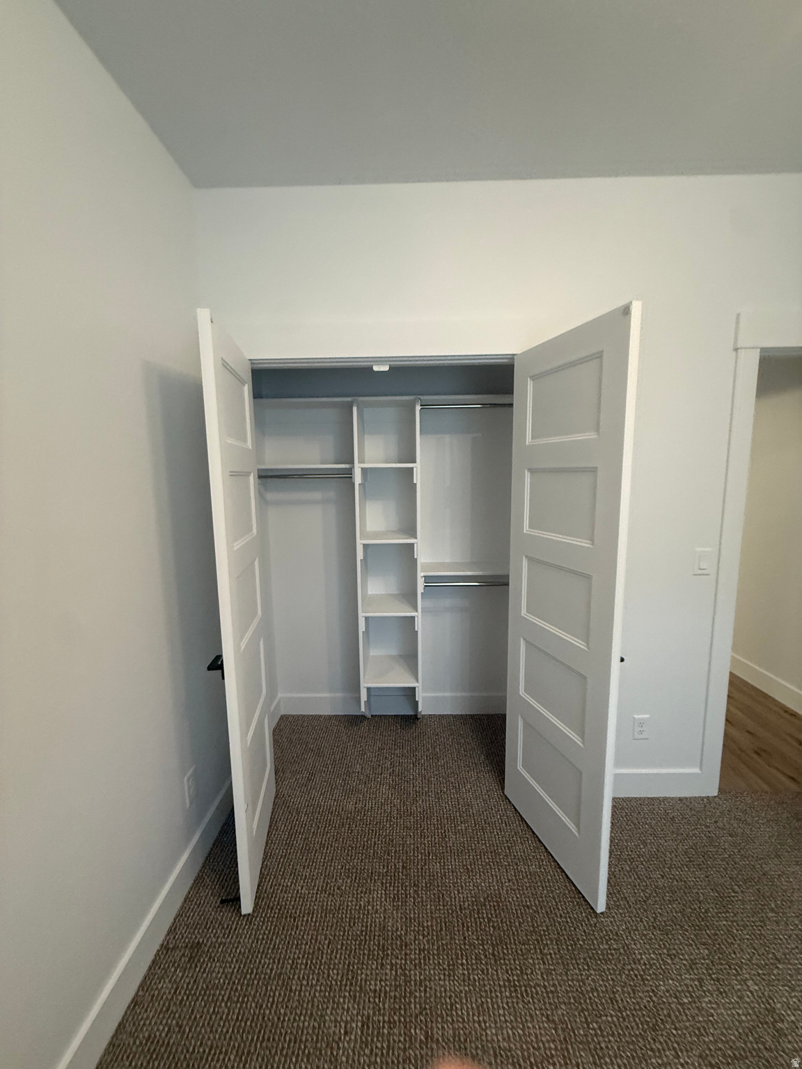 PARKER ESTATES - Residential