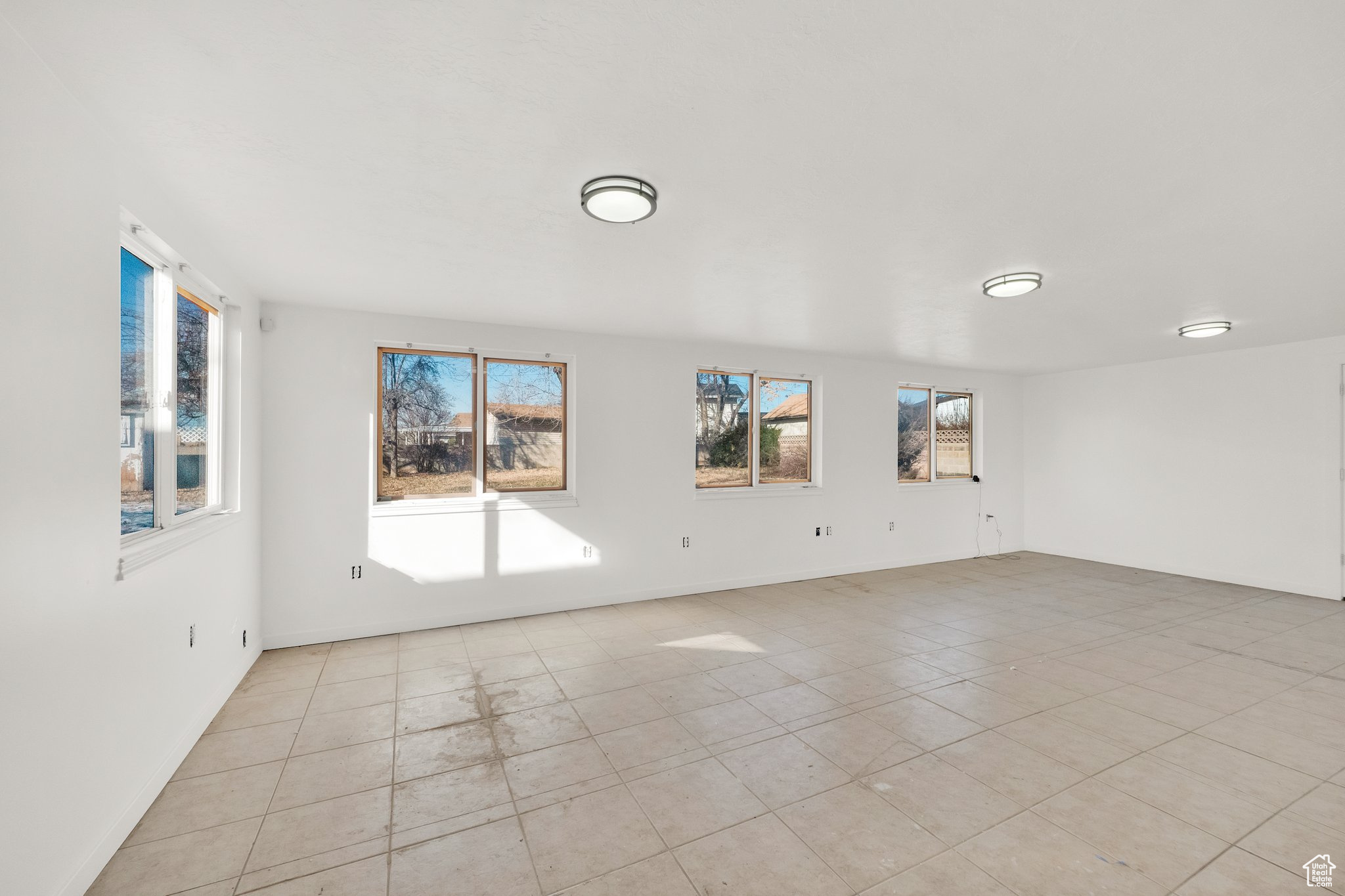 2054 W Mark St, Layton, Utah image 46