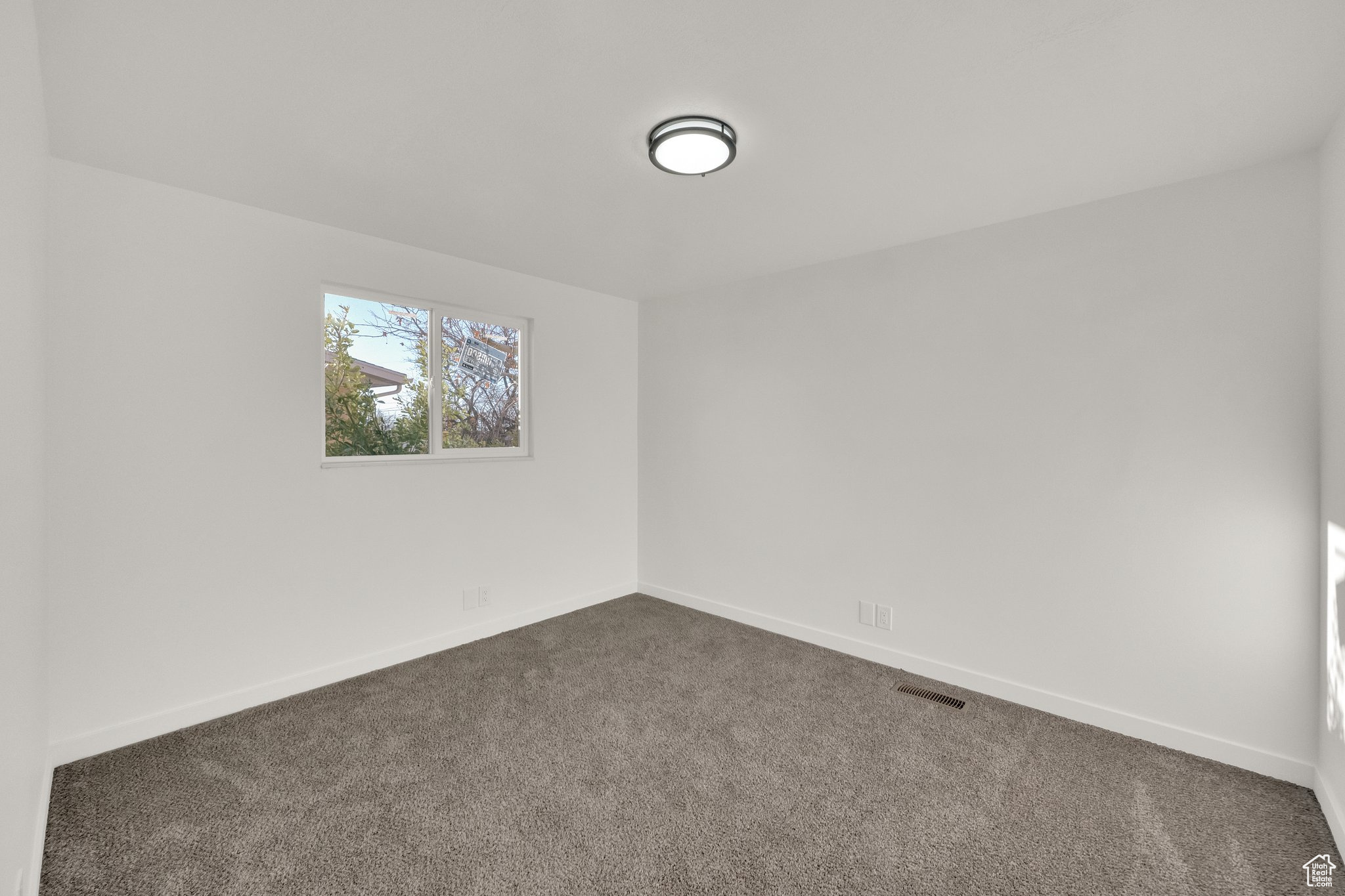2054 W Mark St, Layton, Utah image 18