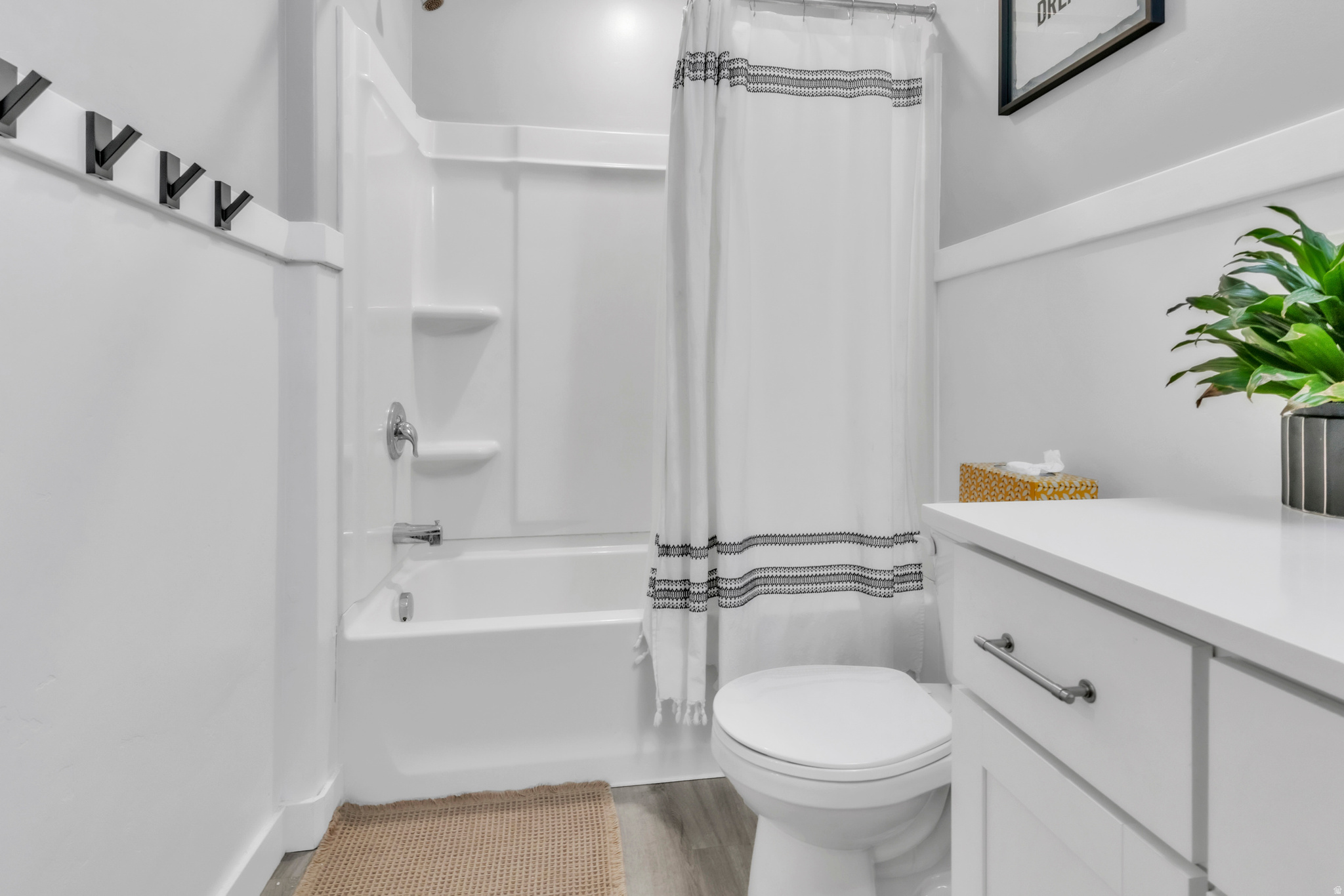 FOOTHILL VILLAGE - Residential