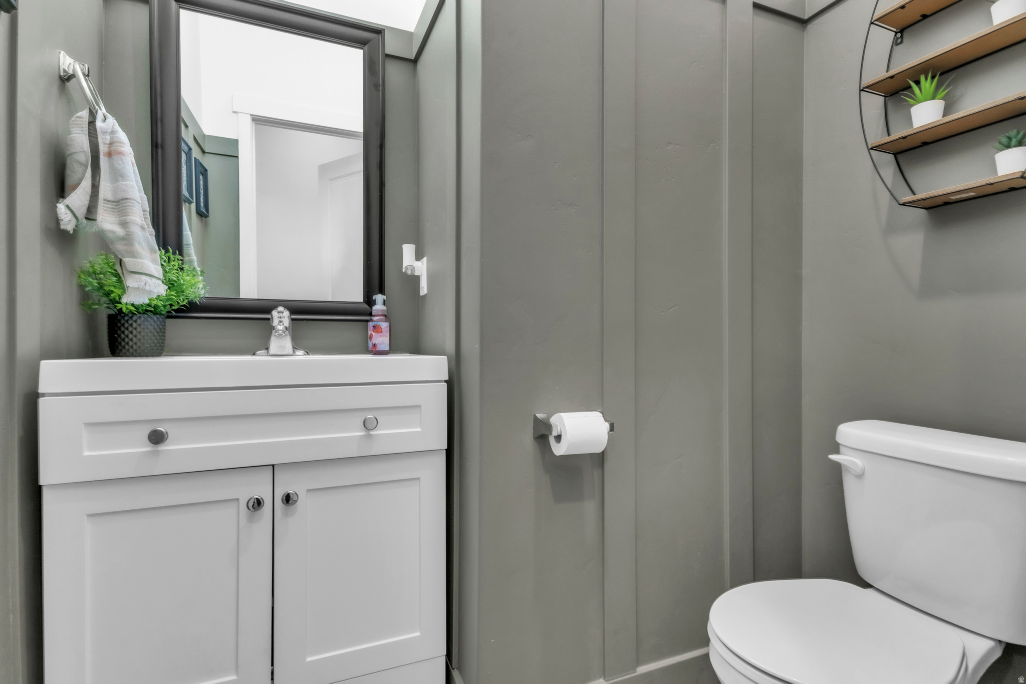 FOOTHILL VILLAGE - Residential