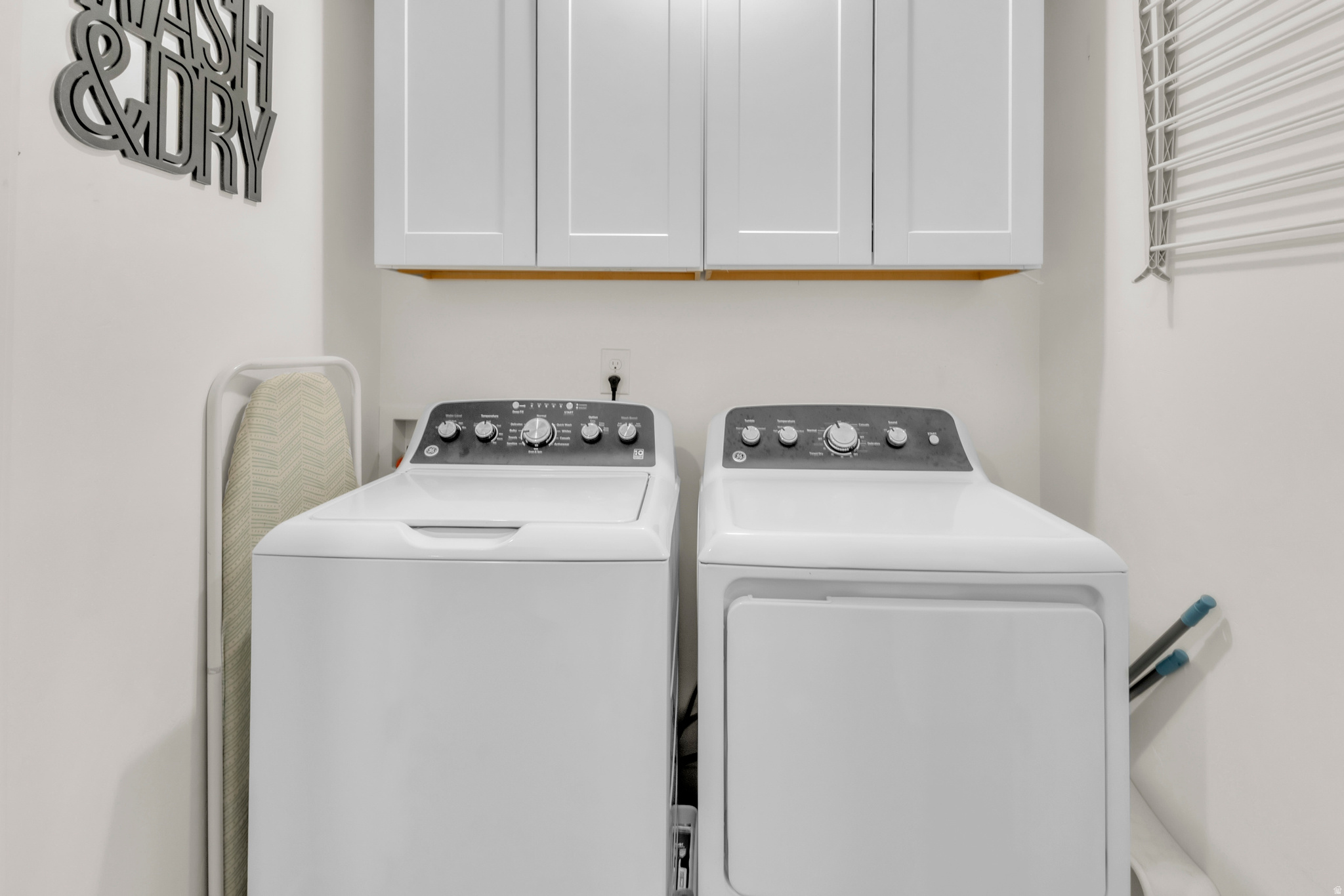 FOOTHILL VILLAGE - Residential