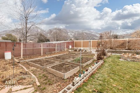 Tiny photo for 2357 E 8100 S, South Weber, UT 84405 (MLS # 2133919)