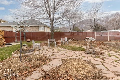 Tiny photo for 2357 E 8100 S, South Weber, UT 84405 (MLS # 2133919)