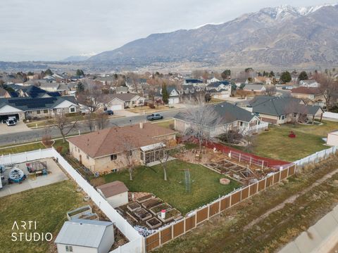 Tiny photo for 2357 E 8100 S, South Weber, UT 84405 (MLS # 2133919)