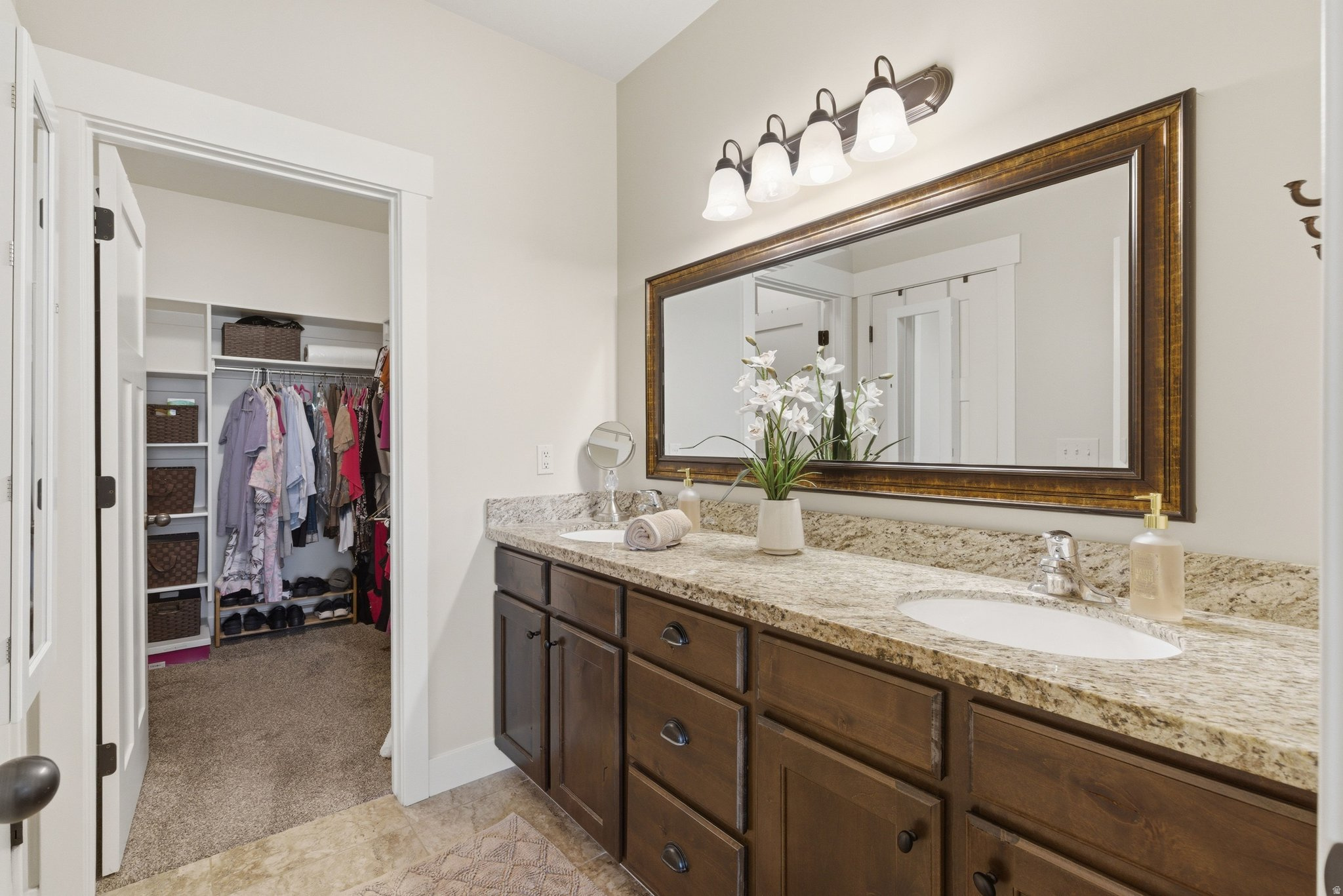 COTTAGES - Residential