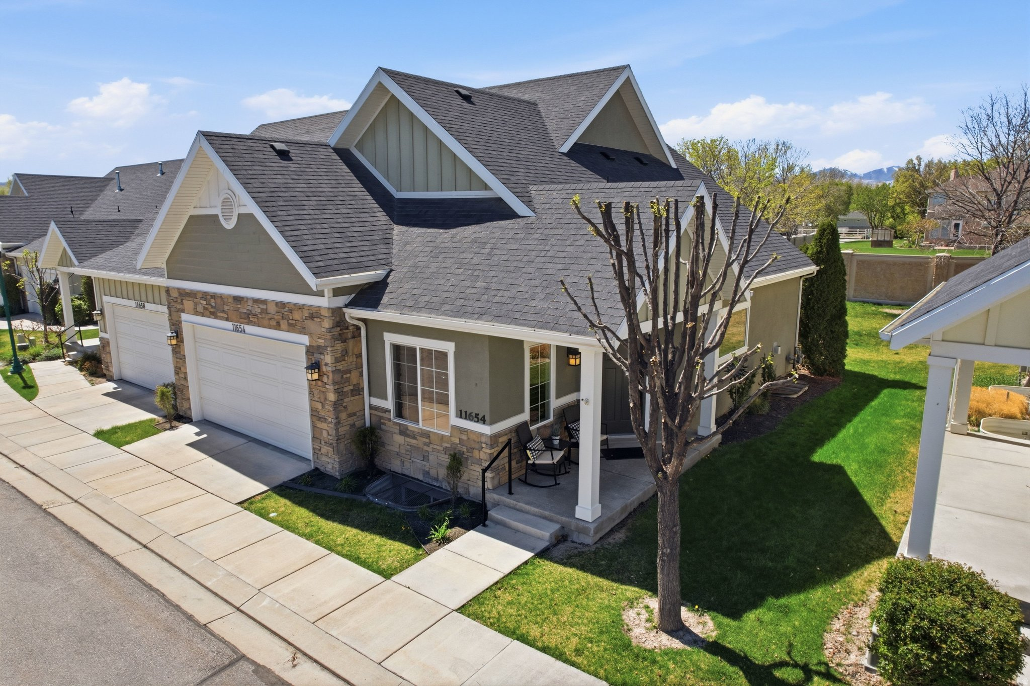 COTTAGES - Residential