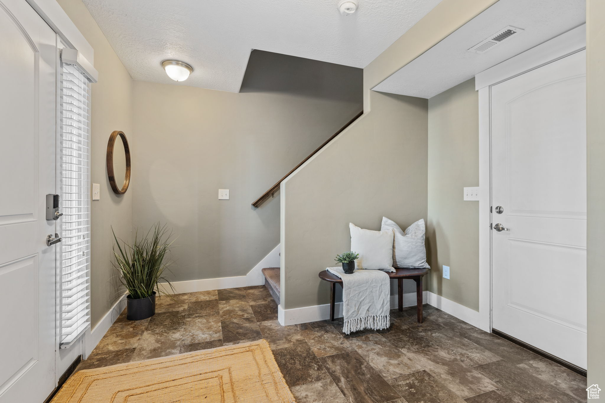 ELGIN PLACE - Residential