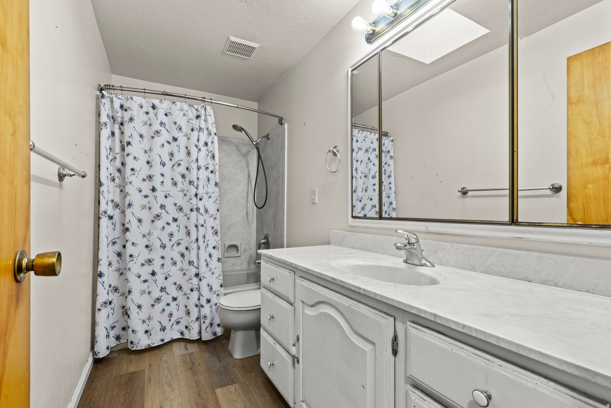 KELLY KAY ACRES - Residential