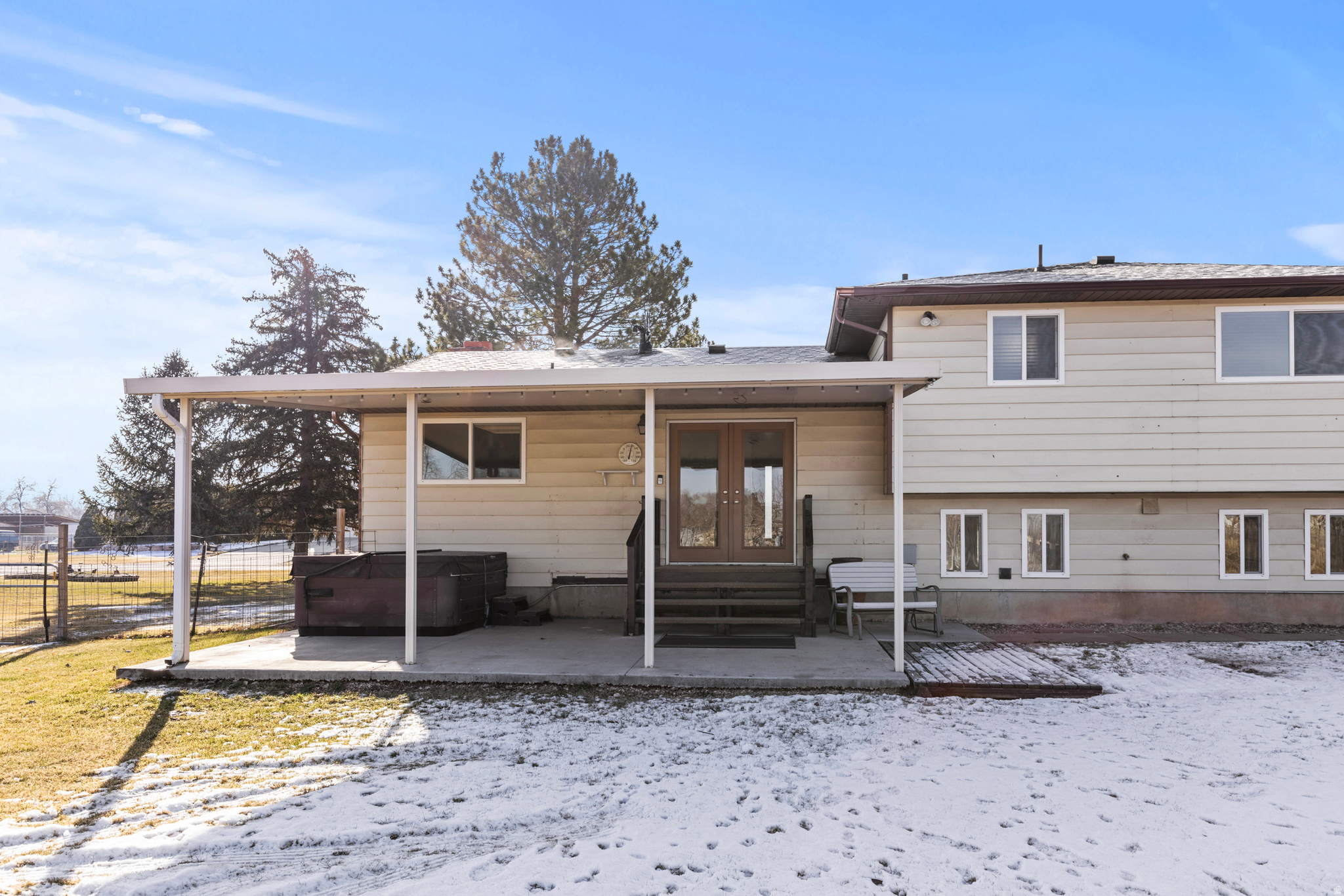 KELLY KAY ACRES - Residential