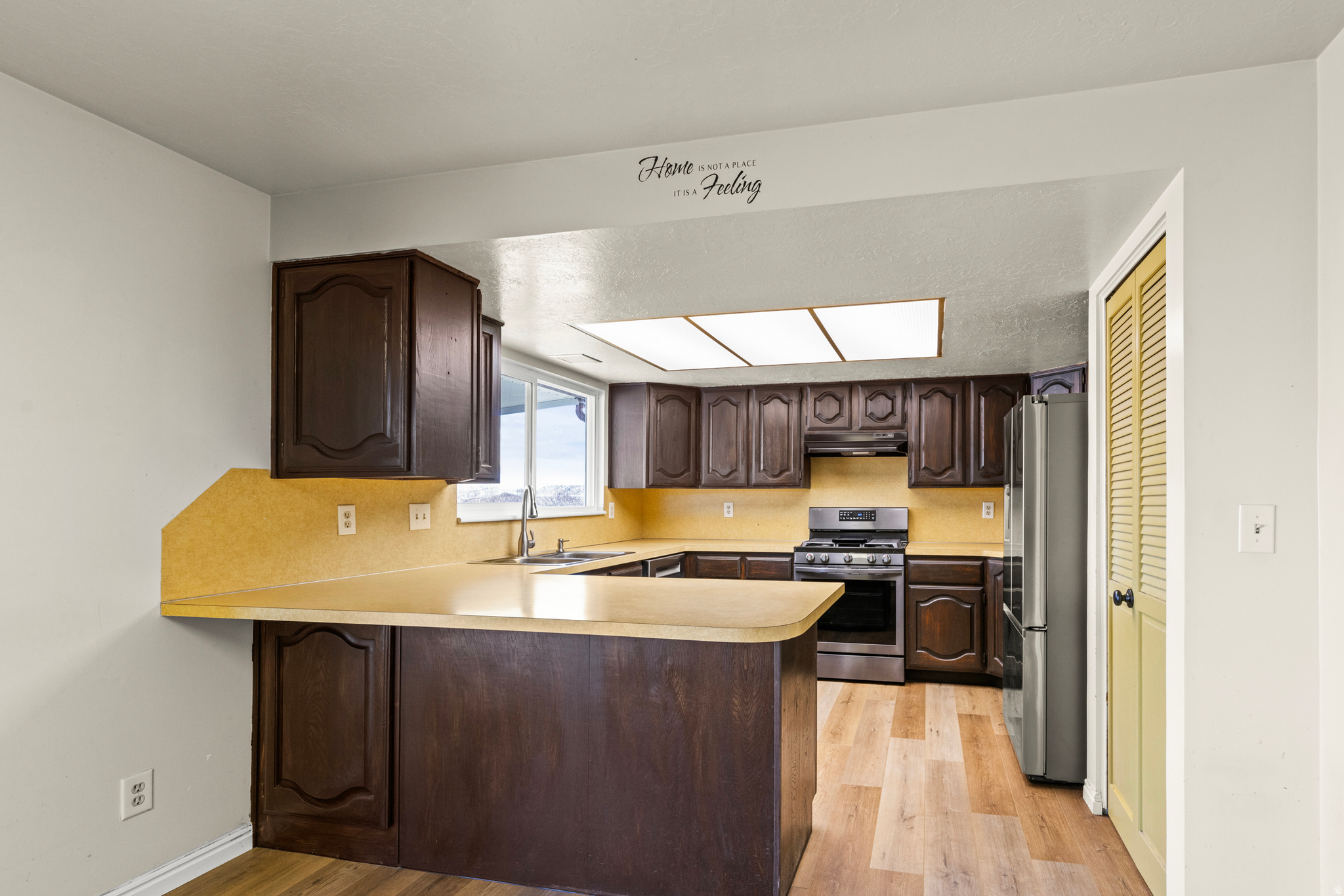 KELLY KAY ACRES - Residential