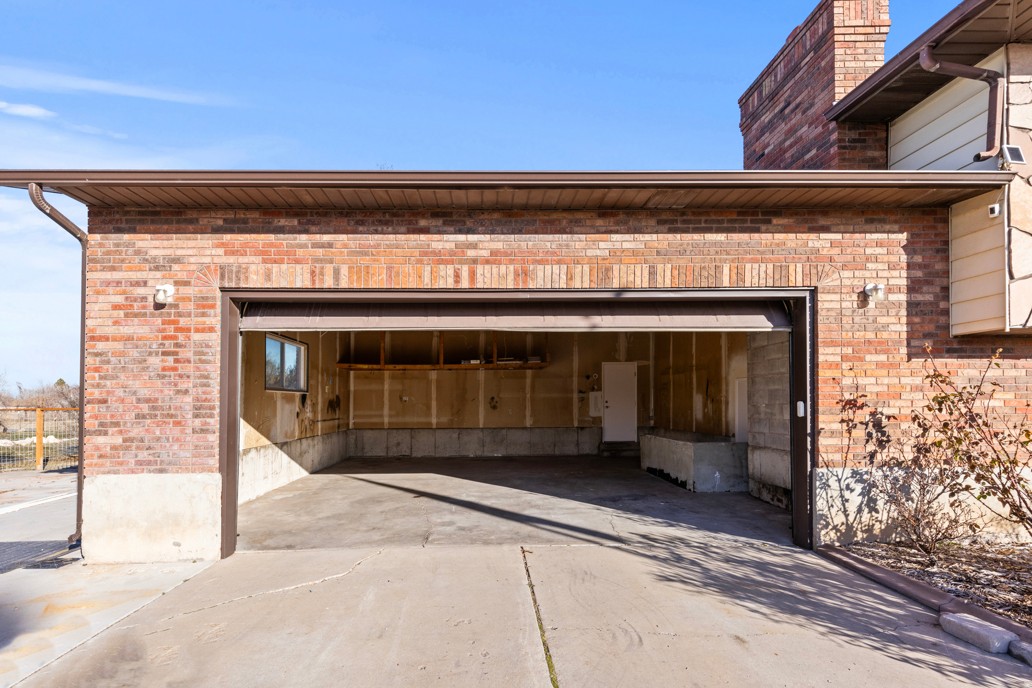 KELLY KAY ACRES - Residential