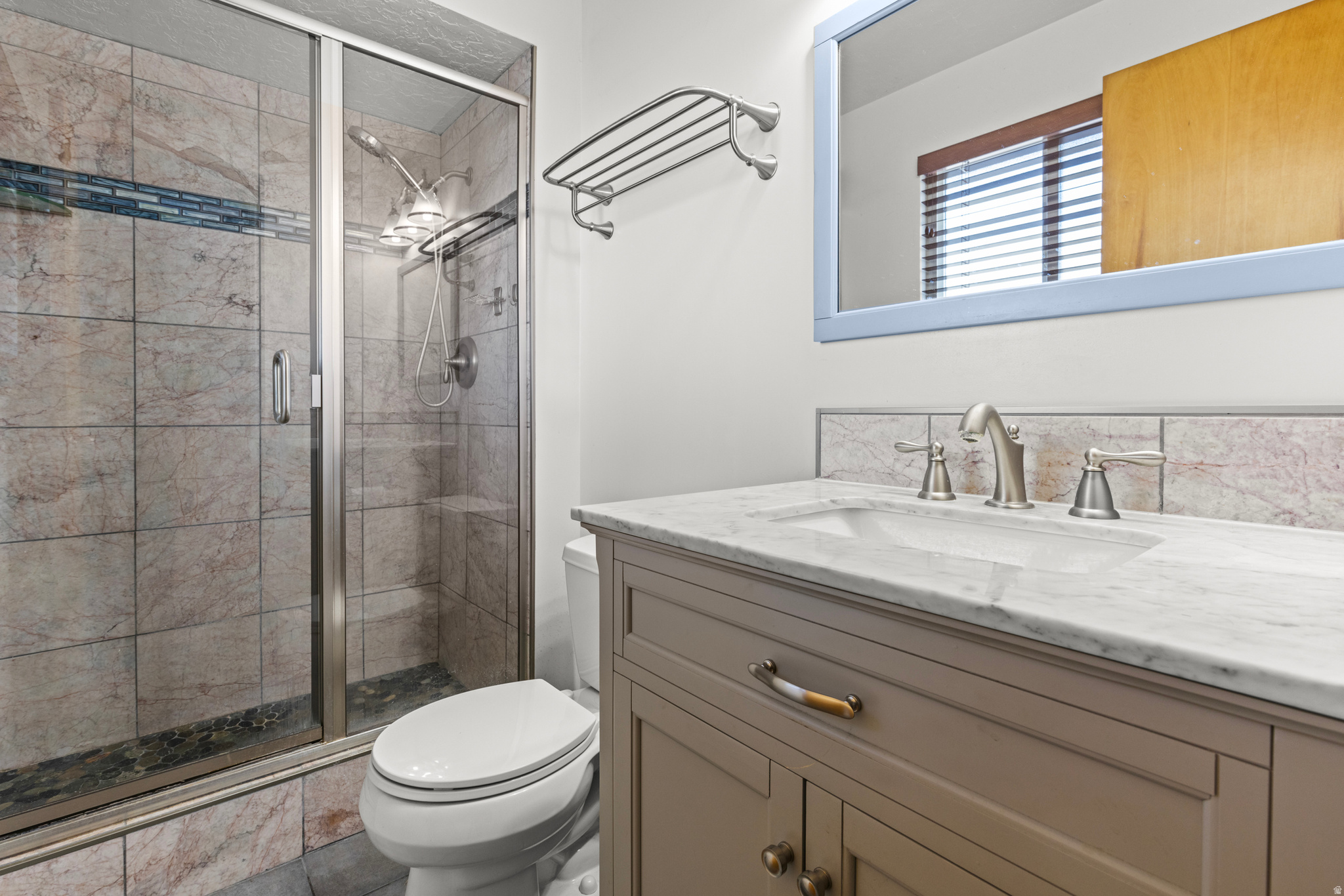 KELLY KAY ACRES - Residential