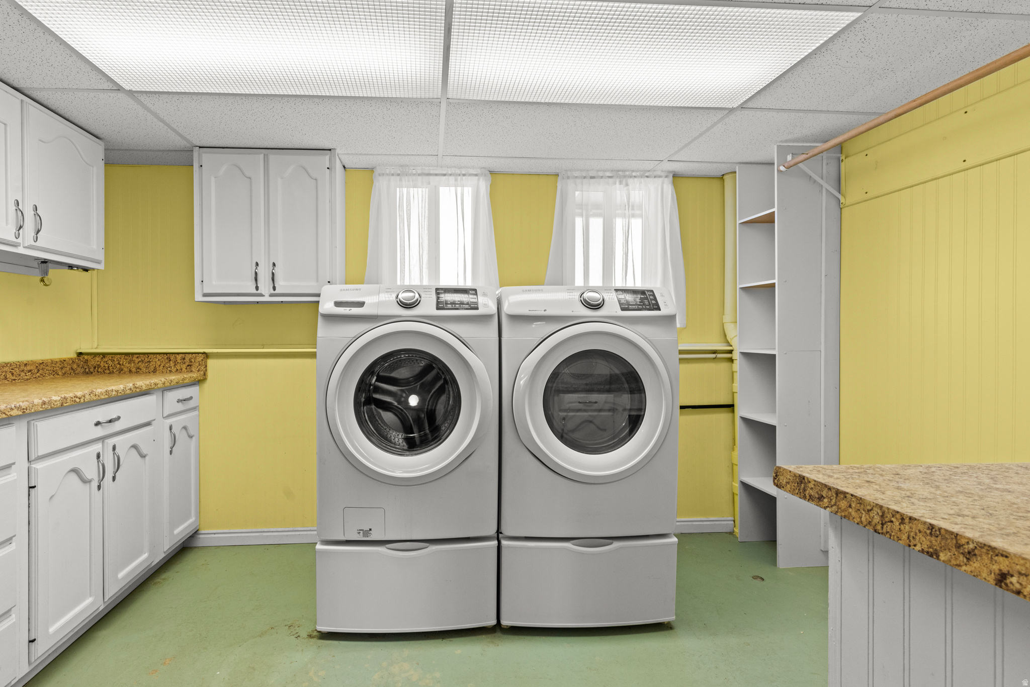 KELLY KAY ACRES - Residential