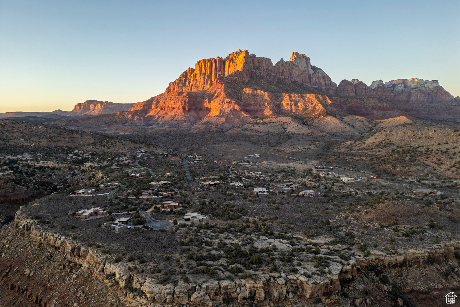 ANASAZI PLATEAU - Land