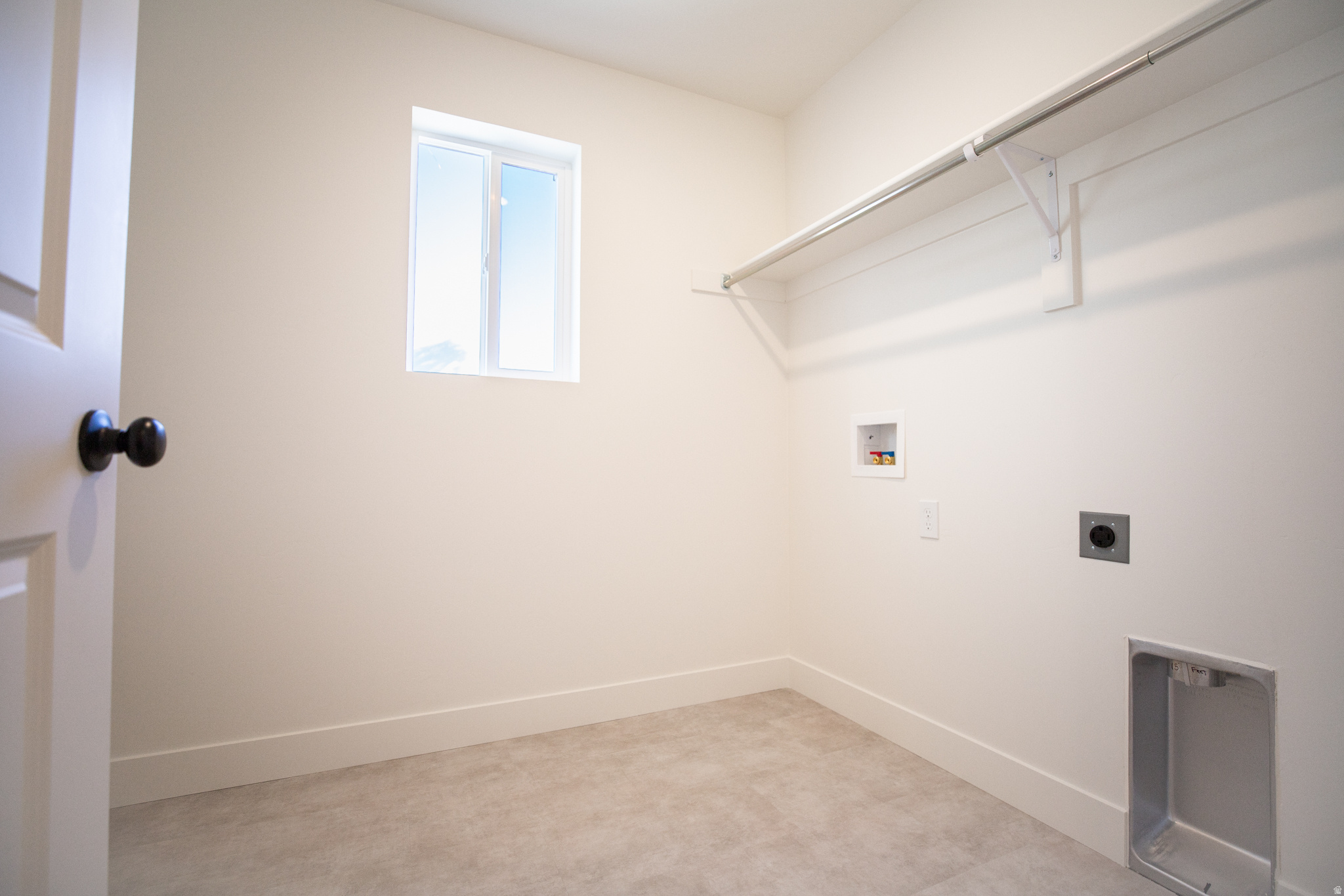 SALEM FIELDS - Residential