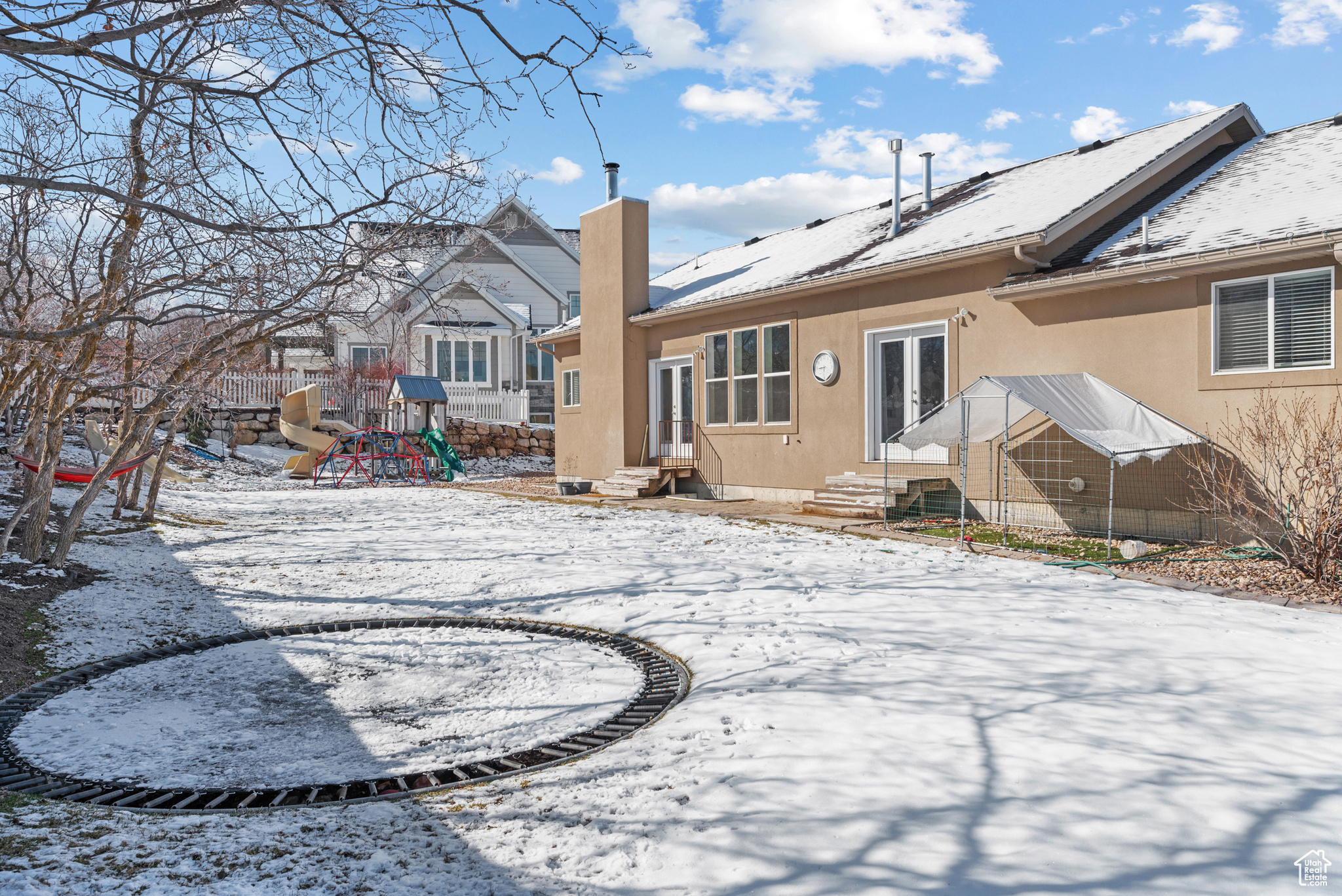 COUNTRY VIEW - Residential
