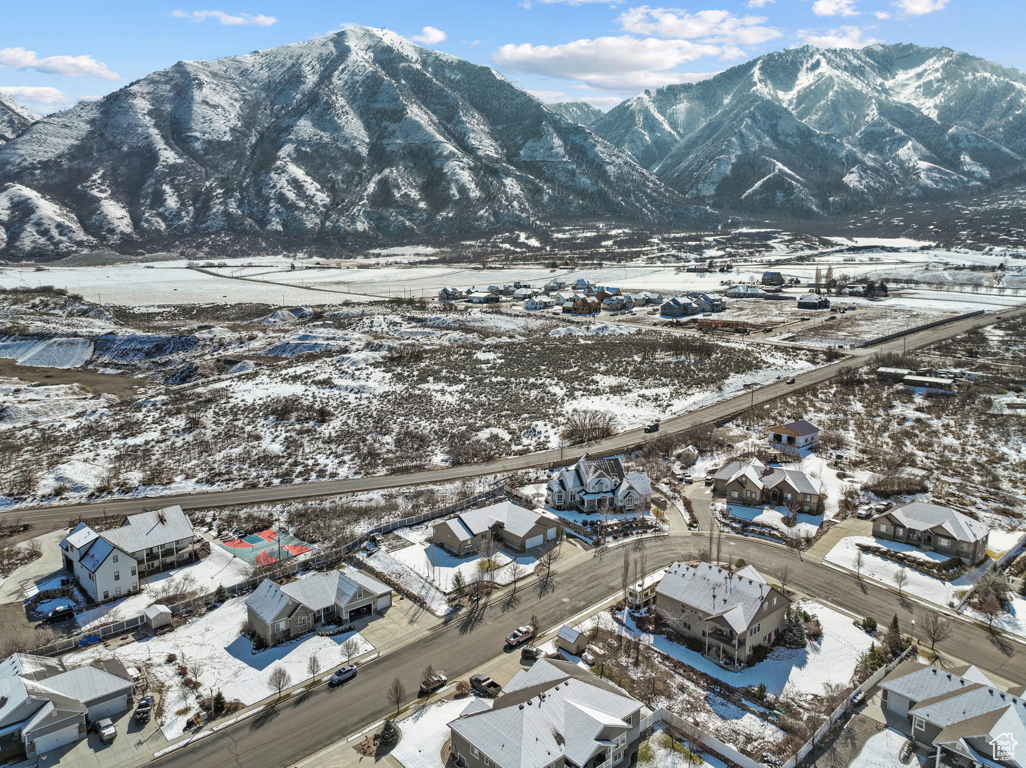 COUNTRY VIEW - Residential