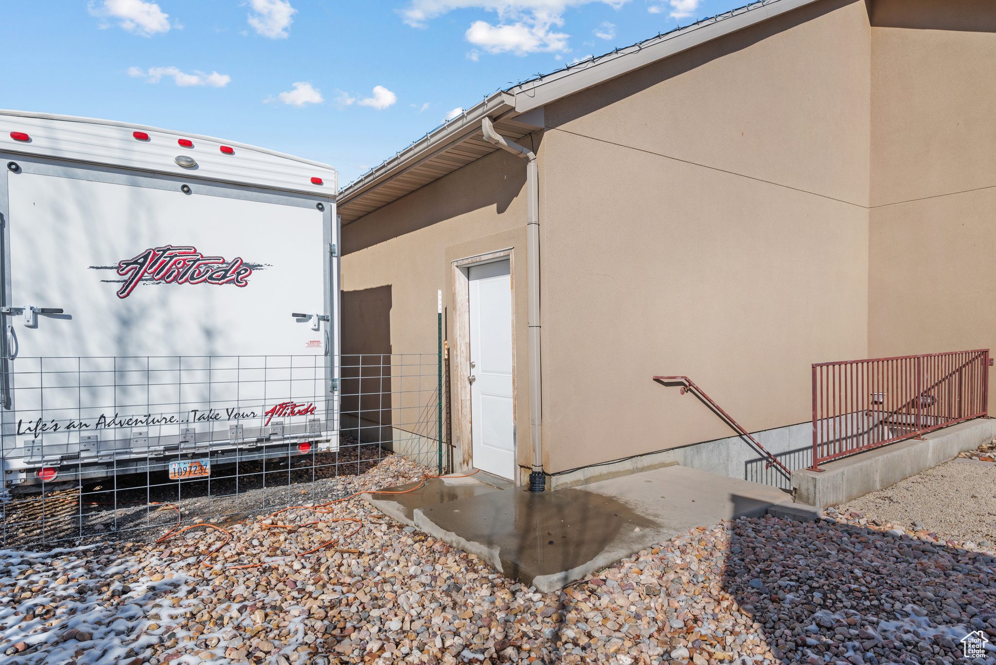 COUNTRY VIEW - Residential