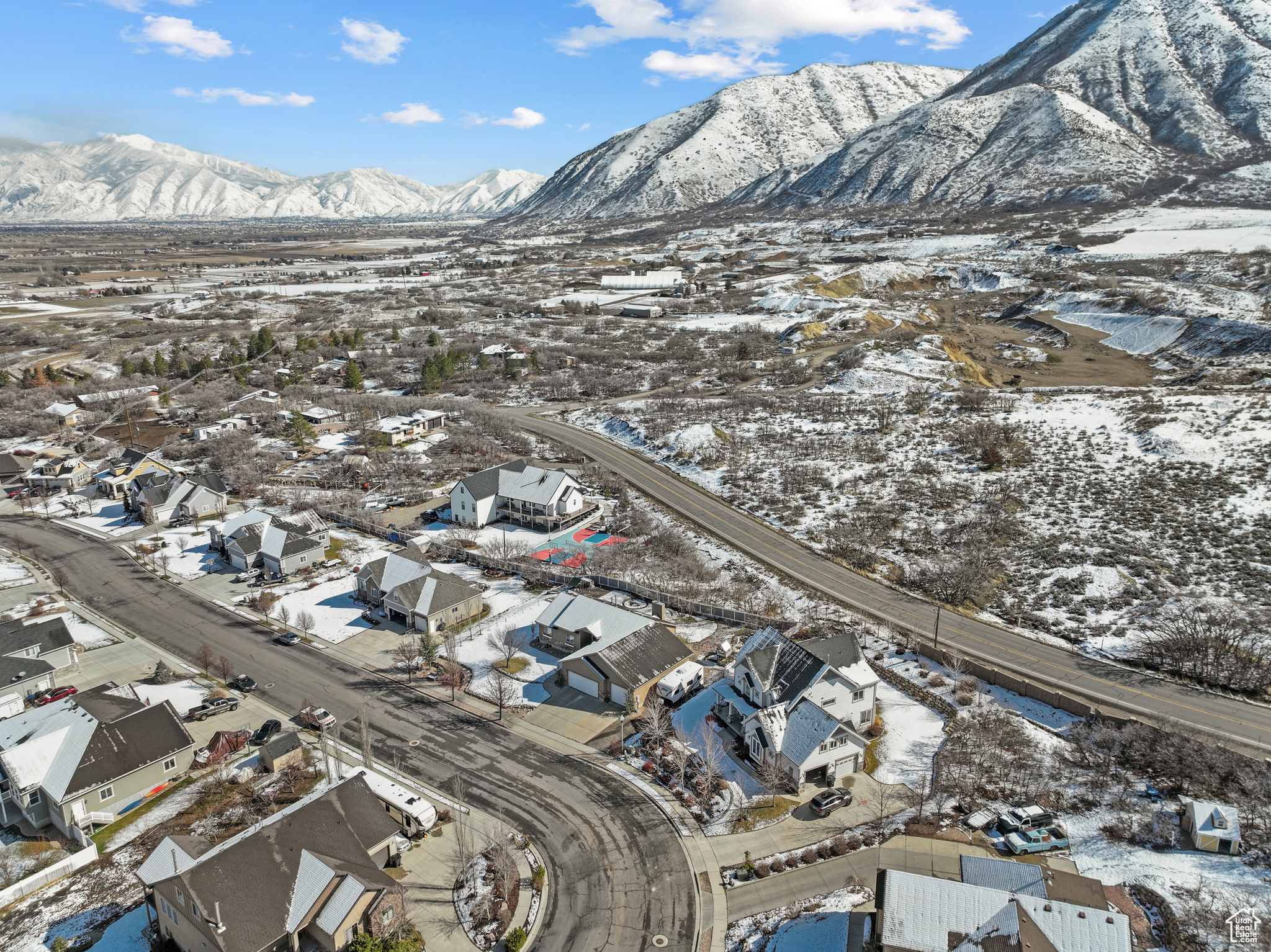 COUNTRY VIEW - Residential