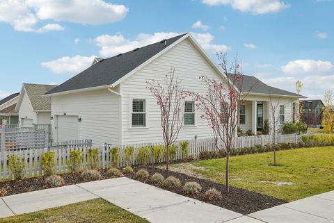 Tiny photo for 6366 W COPPER HAWK DR, South Jordan, UT 84009 (MLS # 2125448)