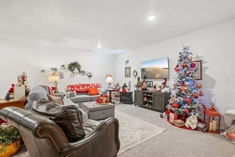 Tiny photo for 6366 W COPPER HAWK DR, South Jordan, UT 84009 (MLS # 2125448)