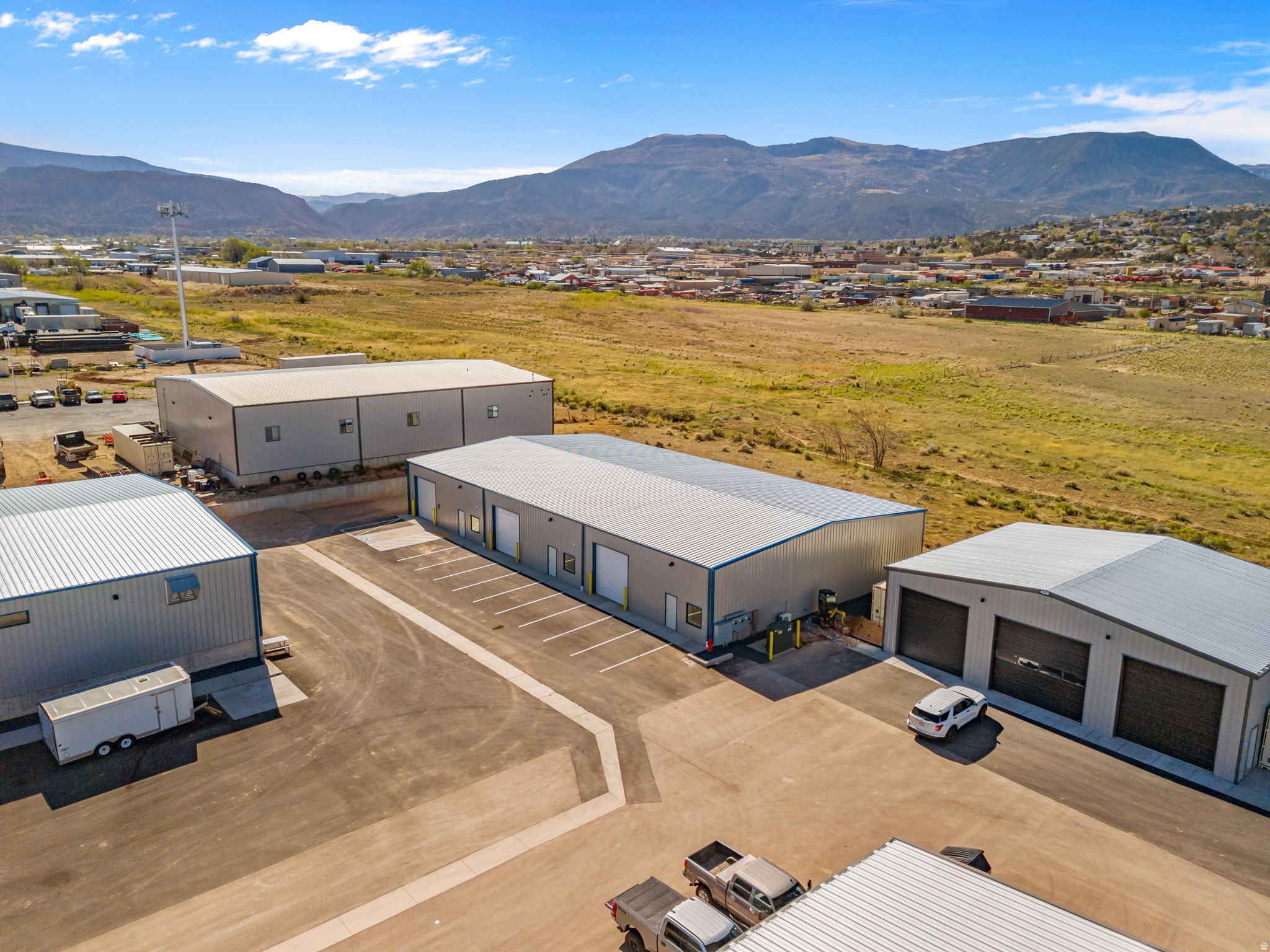 COAL CREEK INDUSTRIAL - Commercial Lease