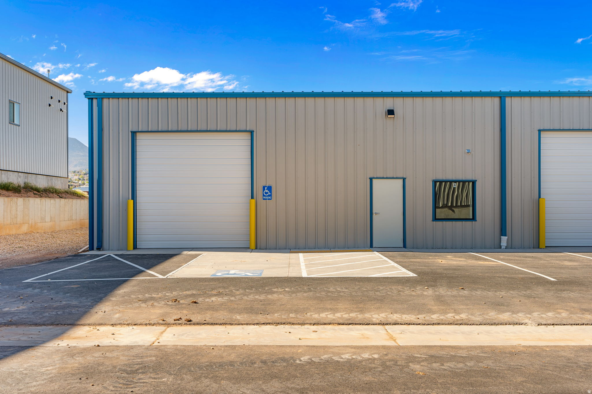 COAL CREEK INDUSTRIAL - Commercial Lease